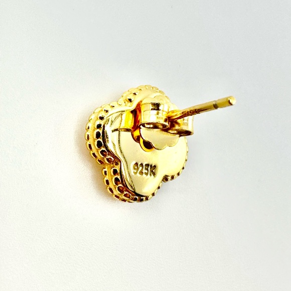 18K Gold Plated Over 925 Sterling Silver Mother of Pearl Clover Stud Earrings - Picture 4 of 6